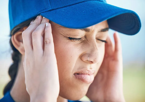 Donna Baseball Mal Testa Stress Errore Burnout Infortunio Sportivo Incidente — Foto Stock