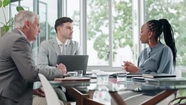 Adamları Menajerler Finansal Tartışmalar Için Toplantı Öneri Geri Bildirim Tavsiyeleri — Stok video