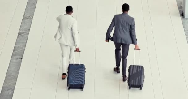 Problem Lotniskami Ludzie Biznesu Podróżują Spóźniają Się Opuszczenia Lotu Imigracji — Wideo stockowe