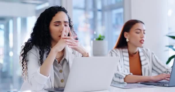 Stress Headache Business Woman Laptop Anxiety Error 404 Glitch Mistake — Stock Video
