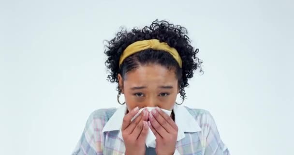 Face Tissue Sick Woman Blowing Nose Studio Cold Allergies Risk — Stock Video
