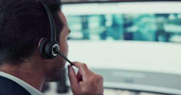 Forretningsmand Callcenter Rådgivning Med Hovedtelefoner Mikrofon Kundeservice Support Eller Telemarketing – Stock-video