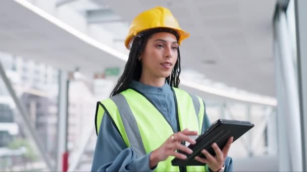 Engineering Woman Tablet Thinking Building Design Construction Site Planning Bridge — Stock Video
