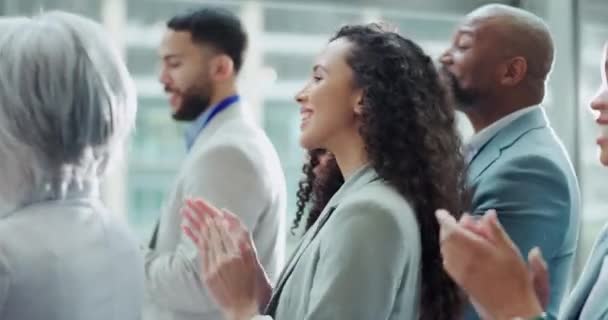 Tapsvihar Csapatsiker Üzletemberek Konferencián Szemináriumon Vagy Találkozón Ünneplés Boldog Csoportos — Stock videók