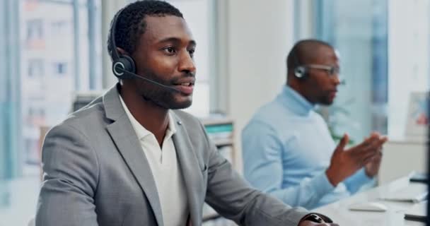 Conversa Atendimento Cliente Videochamada Computador Homem Negro Webinar Telemarketing Networking — Vídeo de Stock