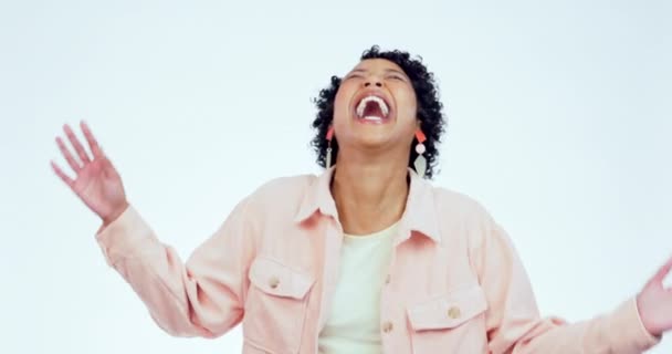 Cara Divertida Mujer Con Energía Humor Felicidad Fondo Estudio Blanco — Vídeos de Stock