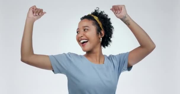Πρόσωπο Γυναίκα Και Χορός Για Την Επιτυχία Στο Στούντιο Ελευθερία — Αρχείο Βίντεο