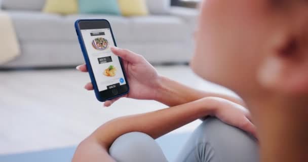 Frau Hände Und Telefon Beim Online Shopping Bezahlung Von Lebensmitteln — Stockvideo