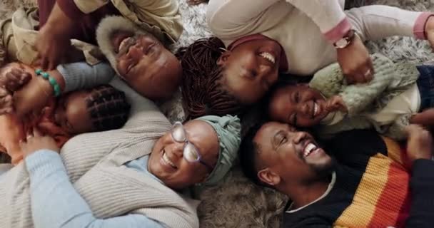 Top Kilátás Nagyszülők Szülők Gyerekek Emeletén Kötődés Szórakozás Pihenés Együtt — Stock videók
