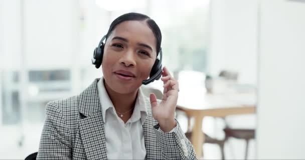 Підтримка Клієнтів Посмішка Жінка Обговоренні Консультування Консультації Довідковим Столом Телефонний — стокове відео