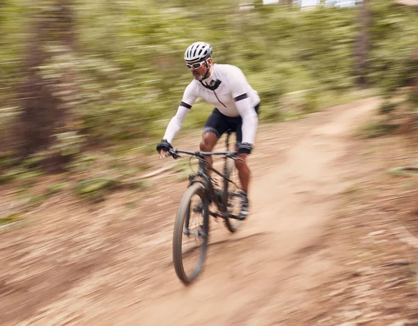 Ciclismo Fitness Uomo Bicicletta Una Foresta Velocità Allenamento Allenamento Nella — Foto Stock