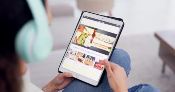 Mãos Pessoa Tablet Entrega Alimentos Mercearia Compras Line Commerce Design — Vídeo de Stock