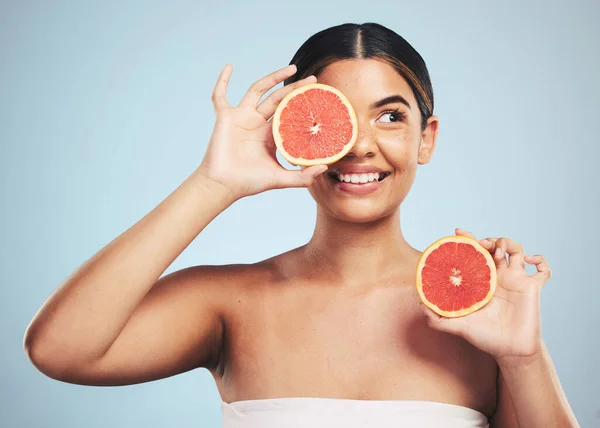 Smile Skincare Woman Studio Grapefruit Natural Skin Beauty Wellness Grey — Stock Photo, Image