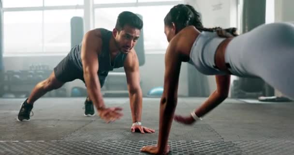 Fitness Planka Och Träning Med Människor Gym Lagarbete Och Muskelträning — Stockvideo