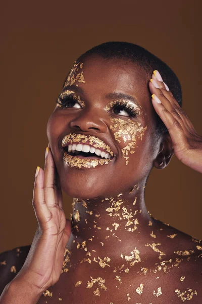 Gold Glitter Flake Black Woman Beauty Makeup Luxury Studio Sparkle Stock  Photo by ©PeopleImages.com 671840894