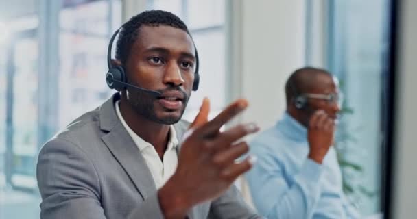Atendimento Cliente Chamada Vídeo Computador Homem Negro Explicar Telemarketing Comércio — Vídeo de Stock