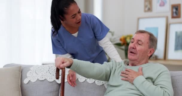 Cuidador Anciano Paciente Que Habla Consulta Para Consejo Salud Chequeo — Vídeo de stock