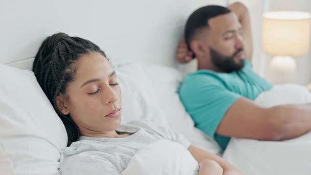 Stress Streit Und Aufgewühlte Paare Bett Für Trennungsdrama Krise Oder — Stockvideo