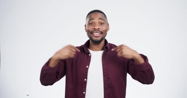 Hablar Señalar Cara Hombre Negro Sobre Fondo Blanco Para Elección — Vídeos de Stock