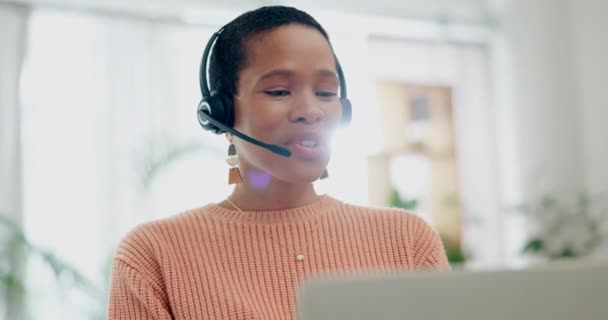Assistente Virtual Mulher Comunicação Laptop Home Office Para Consultoria Vendas — Vídeo de Stock