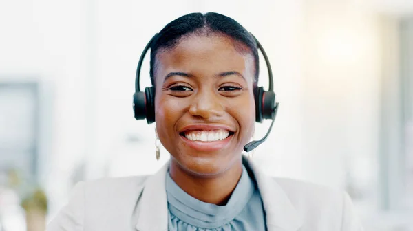 Black Woman Call Center Face Smile Consulting Telemarketing Customer Service — Stock Photo, Image