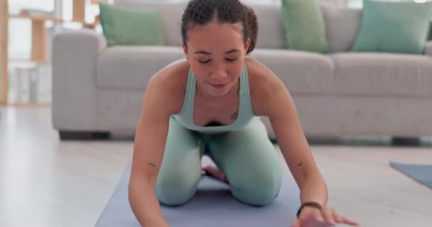 Fitness Yoga Och Kvinna Stretching Meditation Och Motion För Välbefinnande — Stockvideo