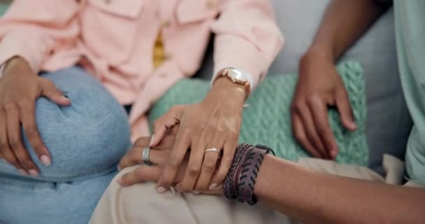 Empatia Apoio Casal Mãos Dadas Solidariedade Durante Dor Dor Perda — Vídeo de Stock