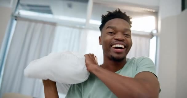 Happy Black Man Pillow Fight Playing Bed Pov Fun Bonding — стоковое видео