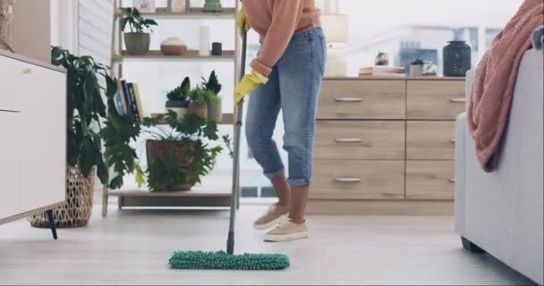 Pessoa Limpeza Limpeza Sala Estar Piso Casa Higiene Sujeira Bactérias — Vídeo de Stock