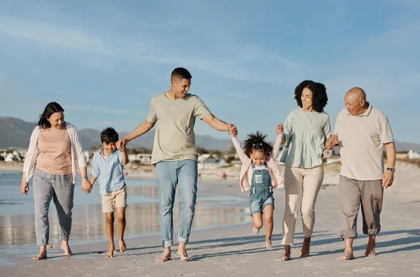 Прогулки Счастье Семейный Отдых Пляже Любовью Заботой Счастьем Время Путешествия — стоковое фото
