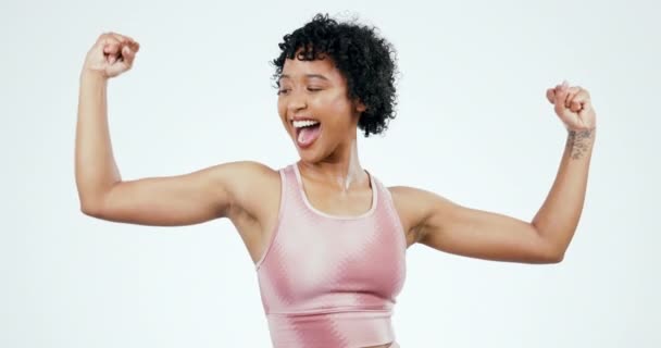 Fitness Vrouw Gezicht Arm Flex Studio Voor Training Gezondheid Lichaam — Stockvideo
