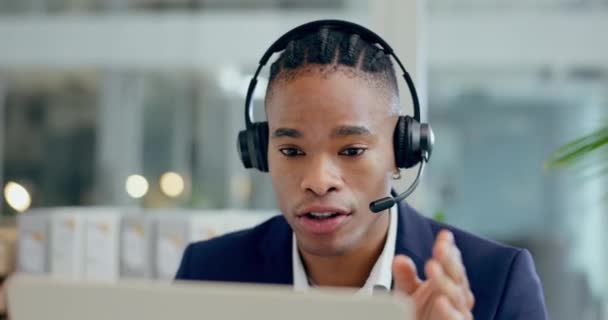 Man Laptop Consulting Call Center Customer Service Advisory Questions Face — Stock Video