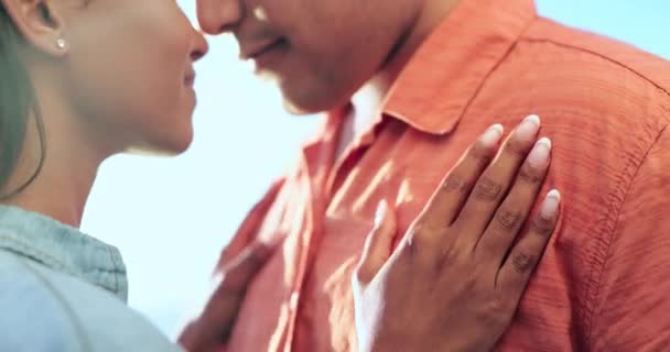 Aimez Souriez Détendez Vous Couple Plage Pour Des Vacances Été — Video