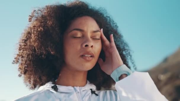 Headache Woman Blue Sky Fitness Pain Massage Temple Stress Face — Stock Video