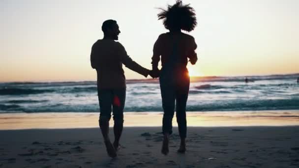 Coucher Soleil Course Couple Dans Océan Plage Vacances Aventure Vacances — Video