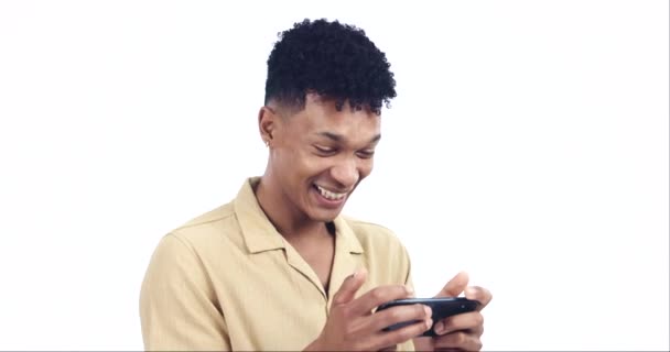 Cara Sorriso Homem Com Smartphone Videogames Cara Animado Isolado Fundo — Vídeo de Stock