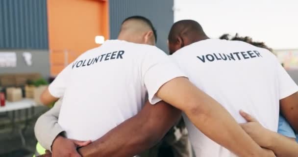 Grupo Voluntários Formação Equipe Caridade Juntos Amontoar Missão Com Energia — Vídeo de Stock