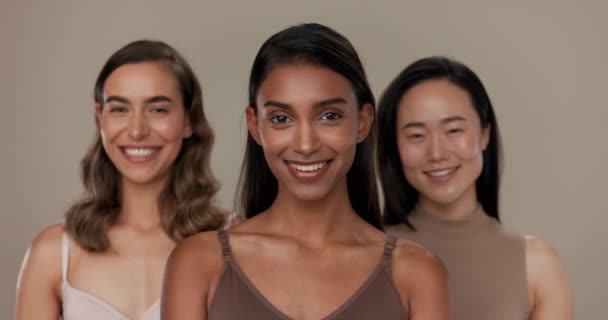 Beauté Diversité Sourire Des Amies Studio Pour Portrait Inclusion Bien — Video