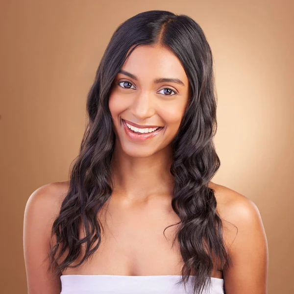 Portrait Hair Care Woman Dermatology Cosmetics Skincare Brown Studio Background — Stock Photo, Image