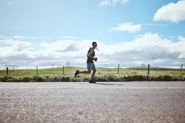 Entrenamiento Corredor Maratón Hombre Camino Aire Libre Cardio Cuerpo Sano —  Fotos de Stock