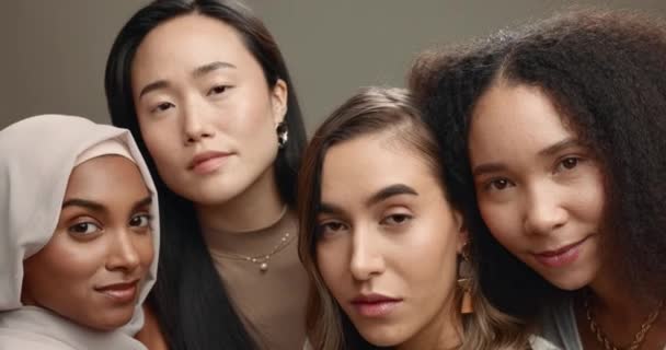 Inclusão Mulheres Grupo Retrato Estúdio Beleza Apoio Para Diversidade Empoderamento — Vídeo de Stock