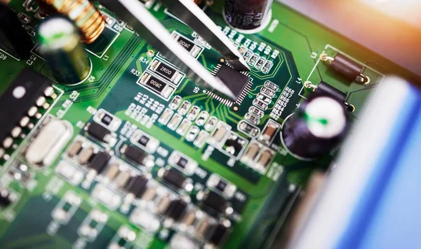 Motherboard Microchip Engineering Closeup Electric Maintenance Circuit Board Developer Dashboard — Stock Photo, Image