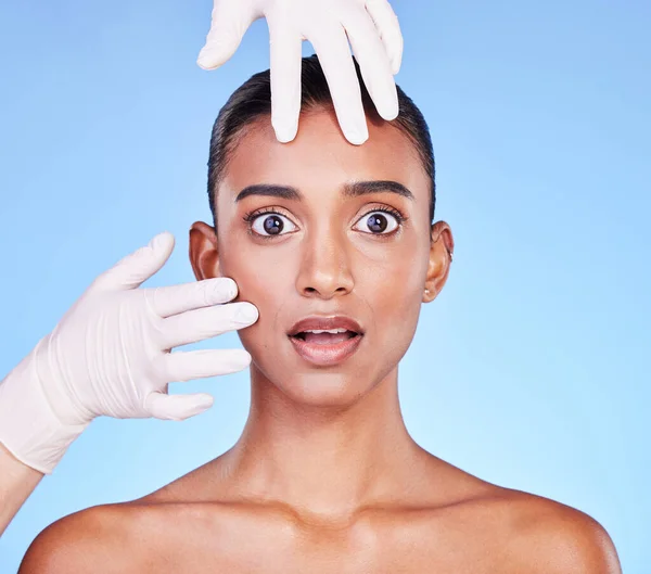 Plastik Cerrahi Kozmetik Cilt Bakımı Için Hintli Kadın Portresi Doktor — Stok fotoğraf
