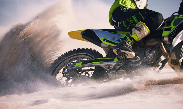 Песок Пустыня Человек Мотоцикле Действии Обучения Гонке Тренировки Скорость Вызов — стоковое фото