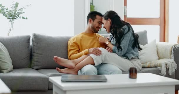 Couple Relax Romance Sofa Talk Happy Home Living Room Bonding — Stock Video