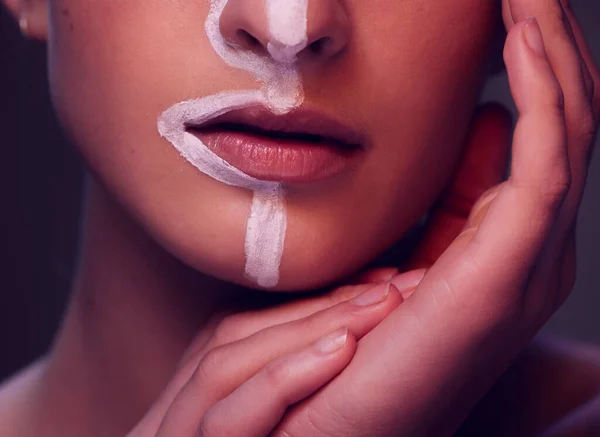 Kobieta Piękno Farba Studio Usta Zbliżenie Sztuki Wellness Fantazji Kosmetykami Obrazek Stockowy