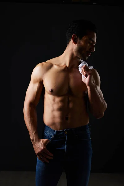 Sexy Muscle Man Studio Fitness Inspiration Beauty Aesthetic Ashion Strong — Stock Photo, Image