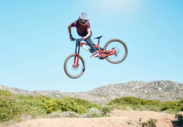 Libertad Aire Hombre Bicicleta Entrenamiento Naturaleza Para Una Competición Deportiva —  Fotos de Stock