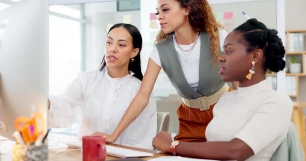 Mujeres Negocios Colaboración Gerente Informática Para Asesoramiento Marketing Planificación Diseño — Vídeos de Stock