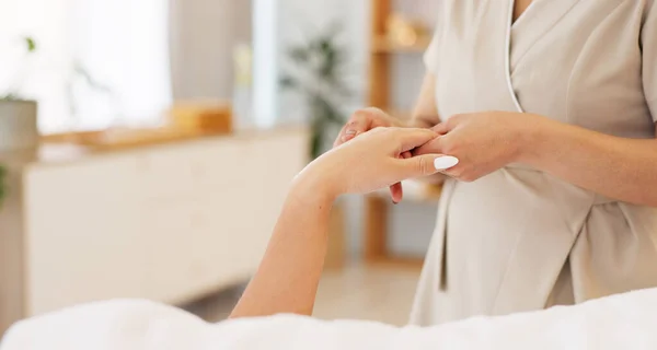 Relax Hand Massage Woman Spa Luxury Treatment Skincare Wellness Masseuse — Stock Photo, Image